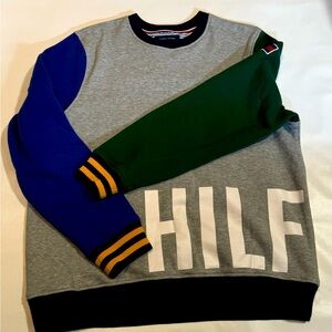 Tommy Hilfiger crew neck sweater in good condition